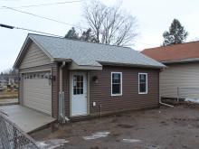 Garage with Shakes 2